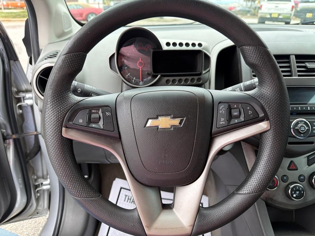 Chevrolet Sonic 5dr HB LT 1LT 2012