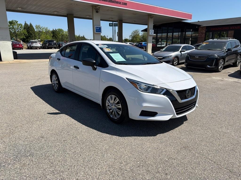 Nissan Versa S CVT 2021