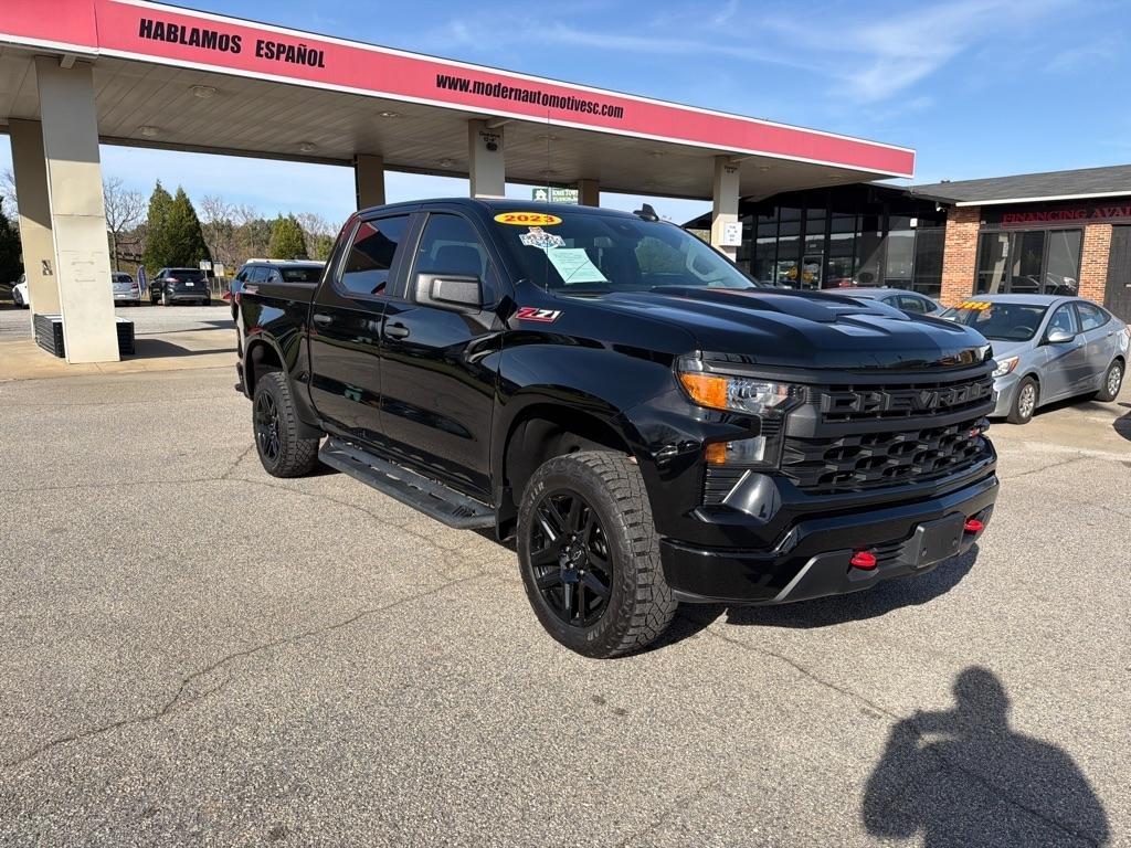 Chevrolet Silverado 1500 4WD Crew Cab 147" Custom Trail Boss 2023