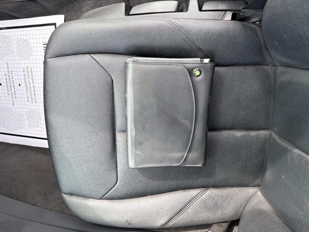 BMW 3 Series 4dr Sdn 320i RWD 2014