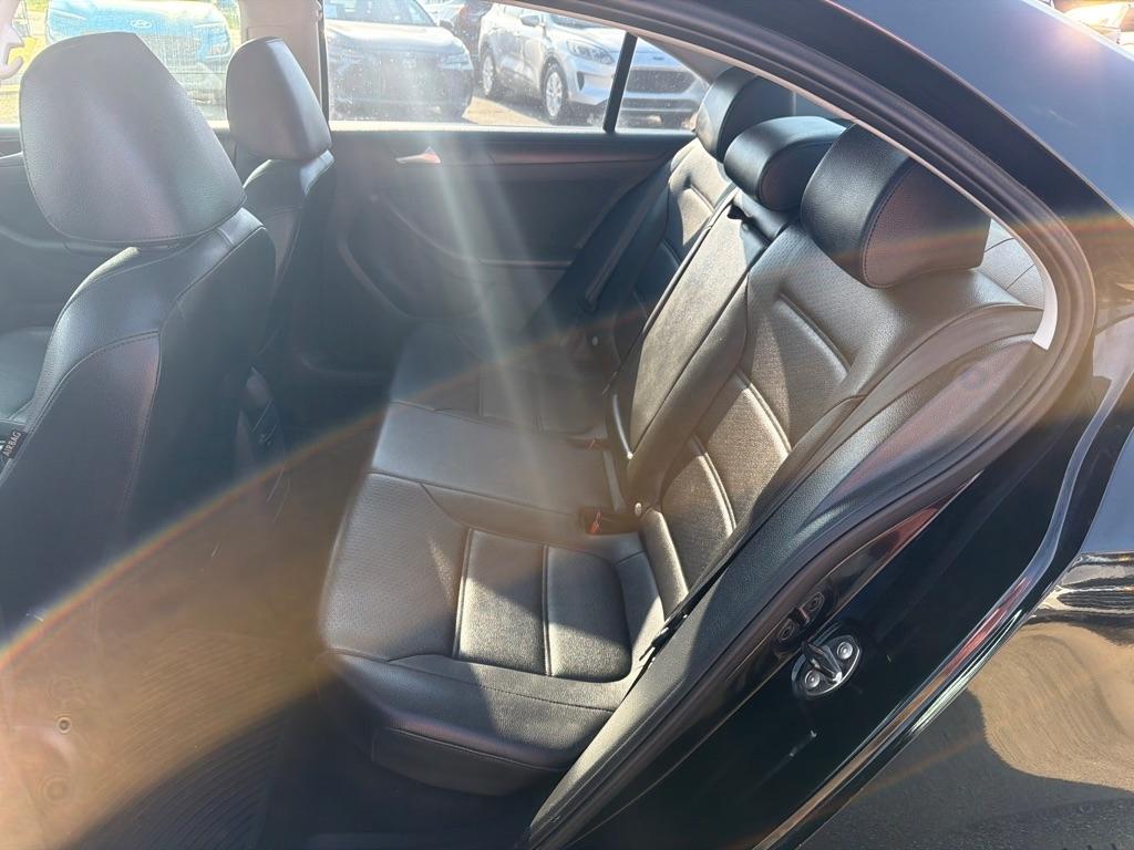 Volkswagen Jetta Sedan 4dr Auto SE 2014