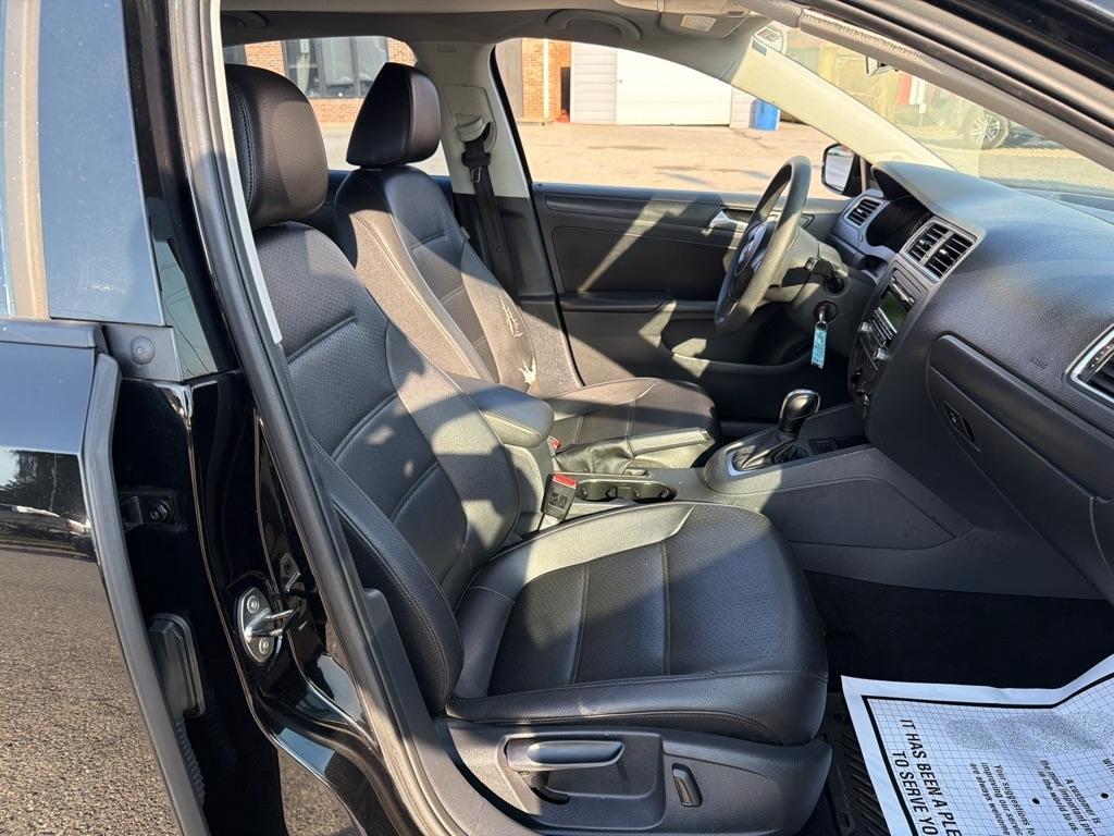 Volkswagen Jetta Sedan 4dr Auto SE 2014