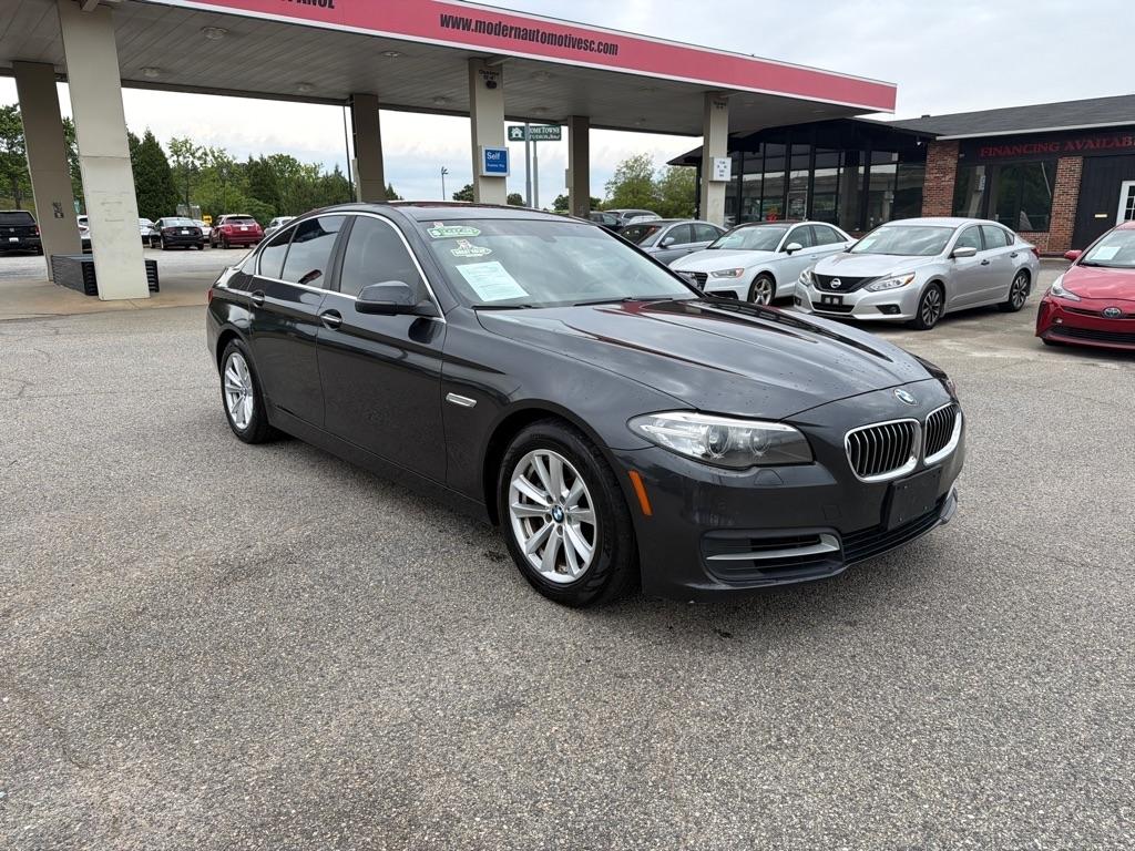 BMW 5 Series 4dr Sdn 528i xDrive AWD 2014