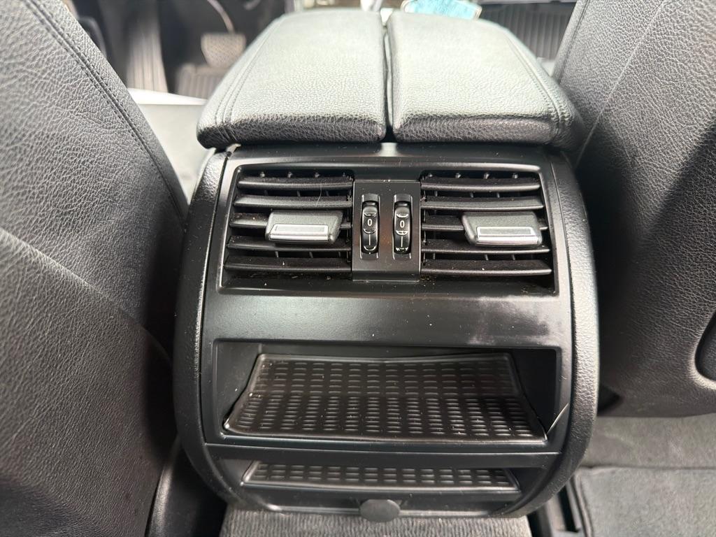 BMW 5 Series 4dr Sdn 528i xDrive AWD 2014