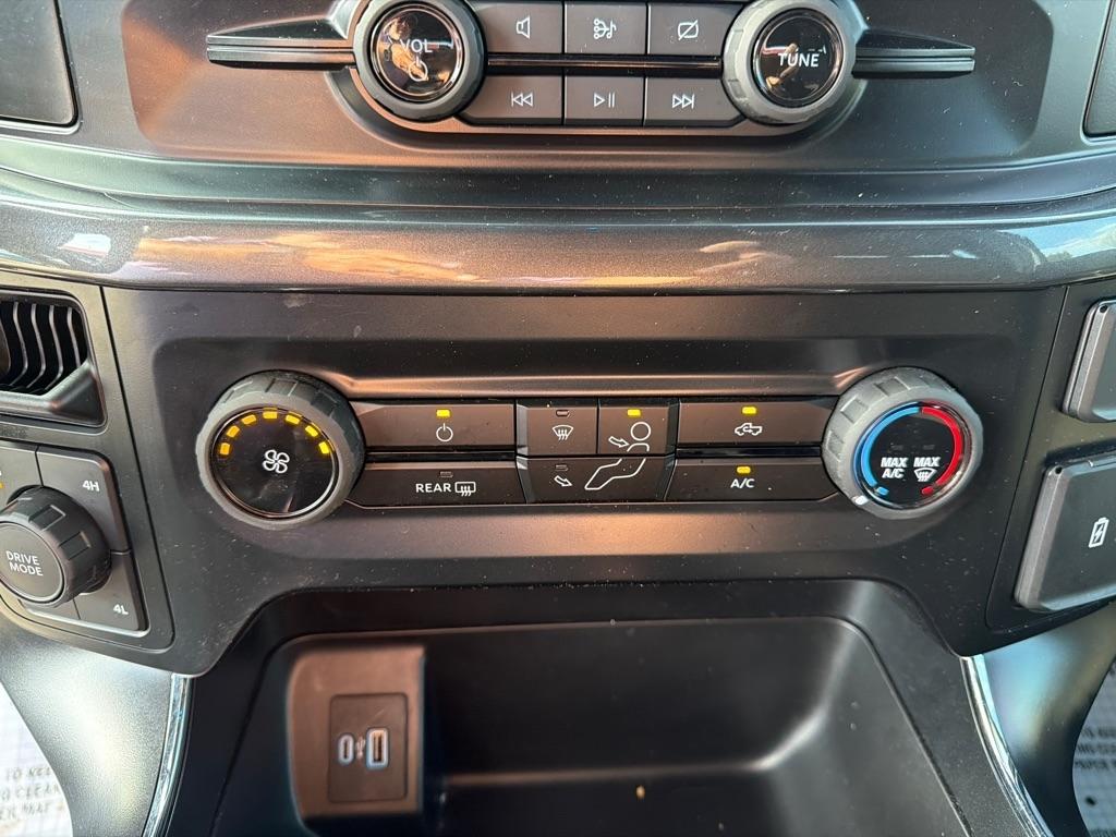 Ford F-150 STX 4WD SuperCrew 5.5' Box 2023