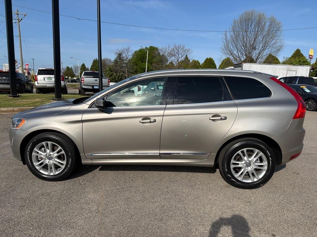 Volvo XC60 FWD 4dr T5 Drive-E Premier 2016