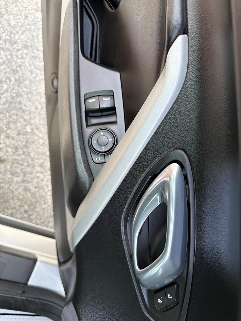 Chevrolet Camaro 2dr Cpe 1LT 2018