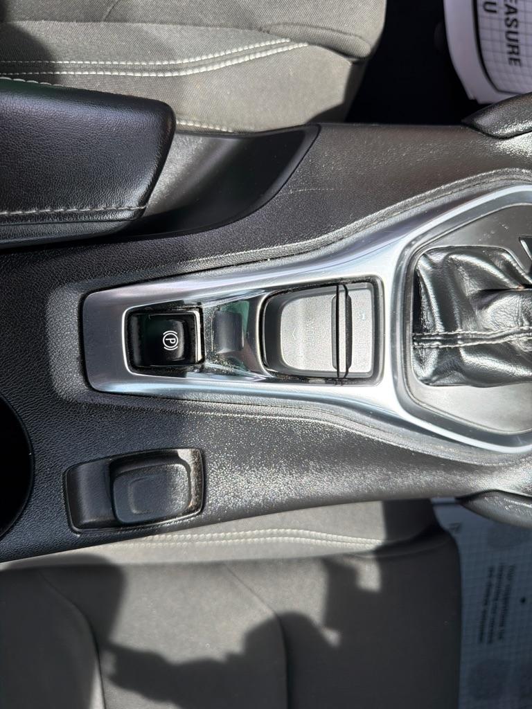 Chevrolet Camaro 2dr Cpe 1LT 2018