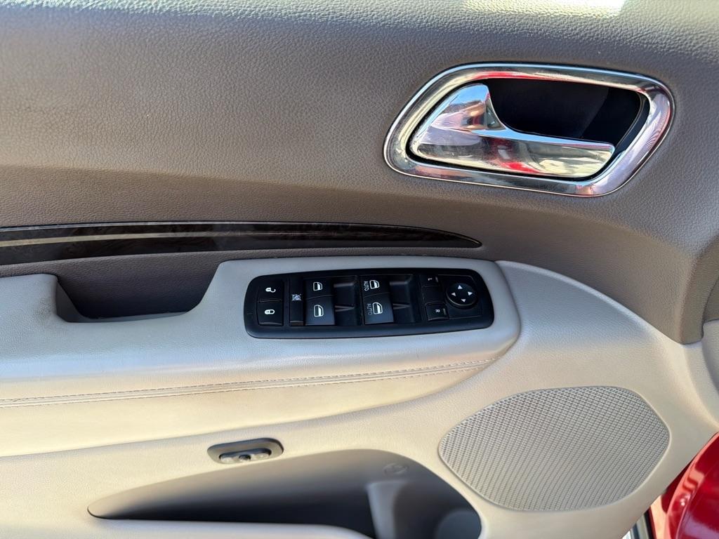 Dodge Durango 2WD 4dr Crew 2011