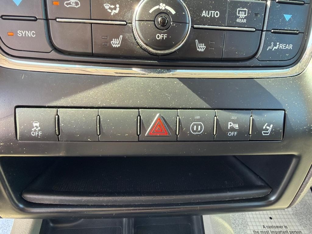 Dodge Durango 2WD 4dr Crew 2011