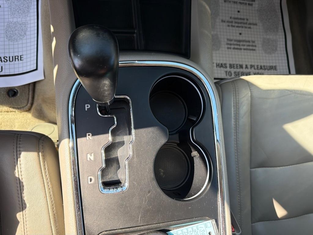 Dodge Durango 2WD 4dr Crew 2011