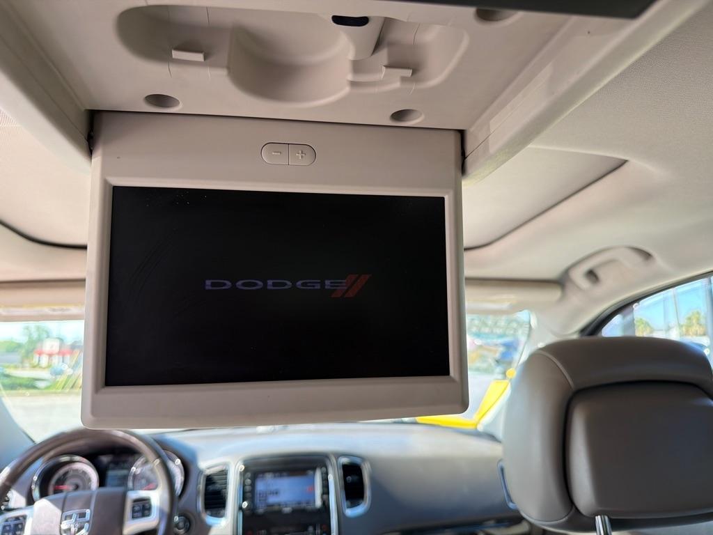 Dodge Durango 2WD 4dr Crew 2011