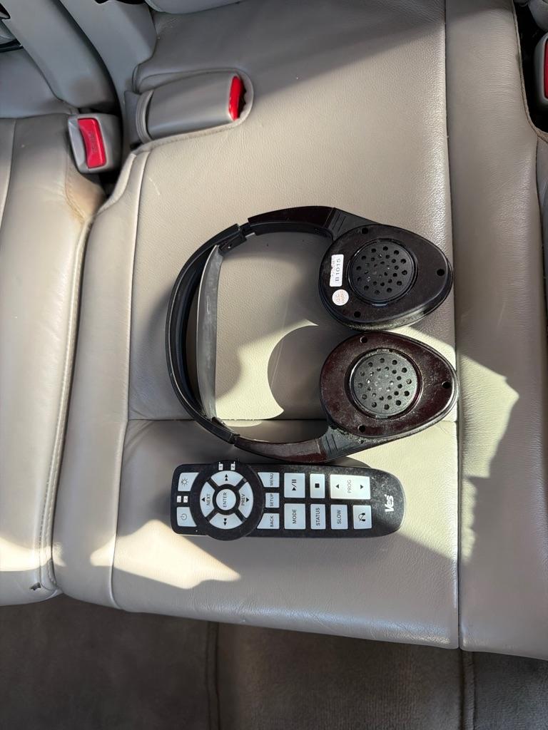 Dodge Durango 2WD 4dr Crew 2011