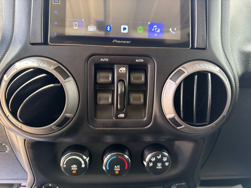 Jeep Wrangler Unlimited Sport 4x4 2017