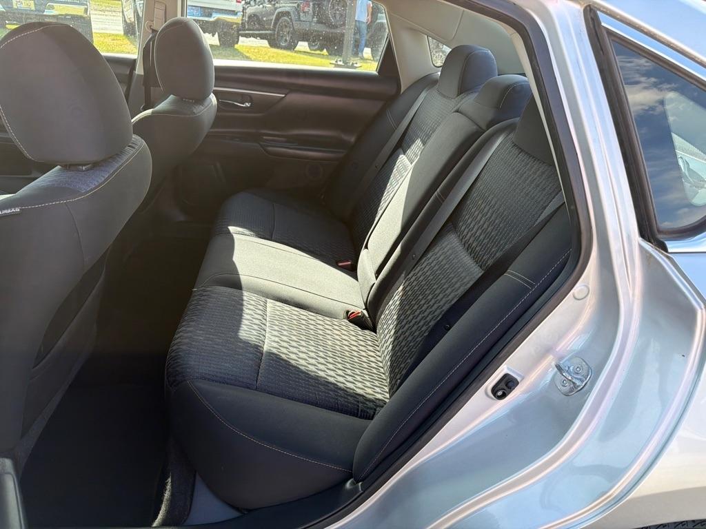 Nissan Altima 4dr Sdn I4 2.5 SV 2016