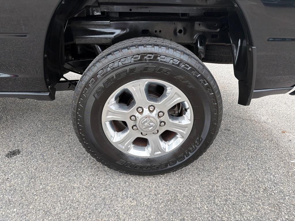 RAM 2500 Big Horn 4x4 Crew Cab 6'4" Box 2019