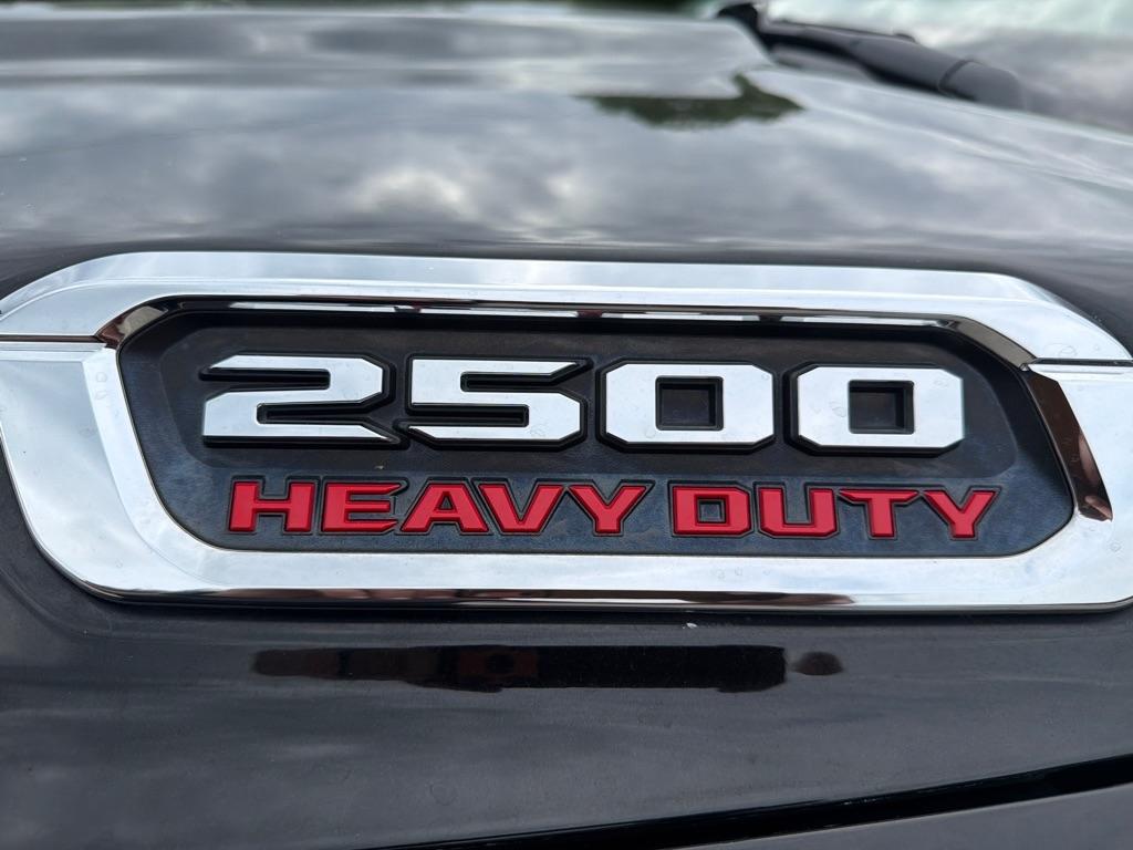 RAM 2500 Big Horn 4x4 Crew Cab 6'4" Box 2019
