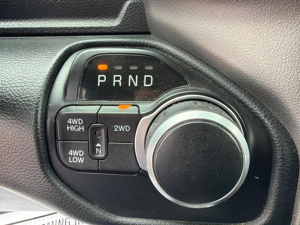 RAM 2500 Big Horn 4x4 Crew Cab 6'4" Box 2019