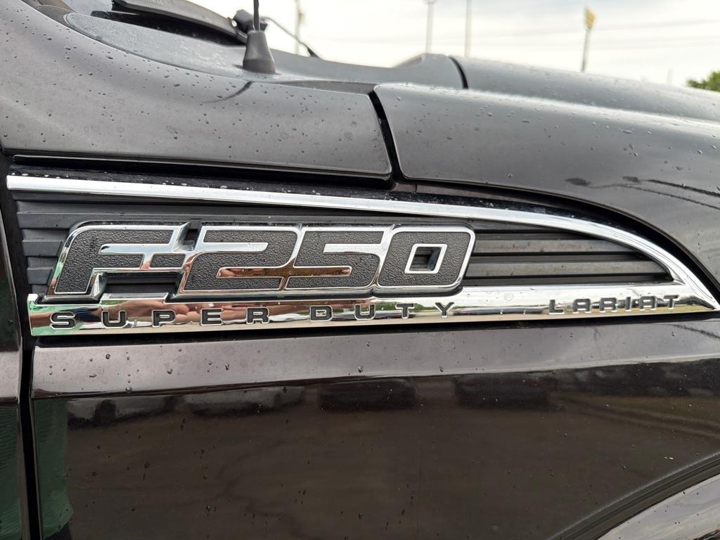 Ford Super Duty F-250 SRW 4WD Crew Cab 156" Lariat 2013