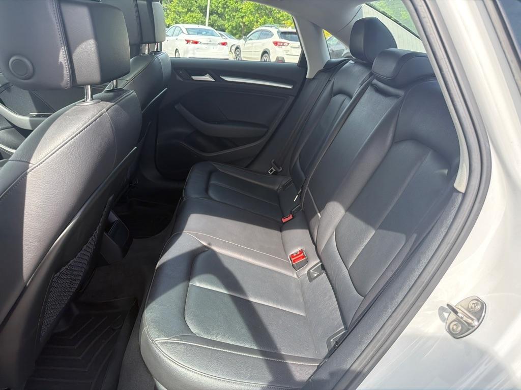 Audi A3/S3 4dr Sdn quattro 2.0T Premium 2015