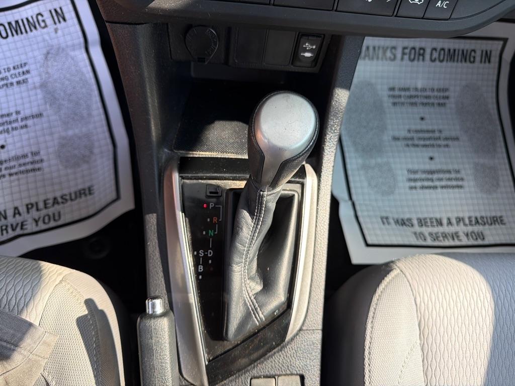 Toyota Corolla 4dr Sdn Auto L (Natl) 2015