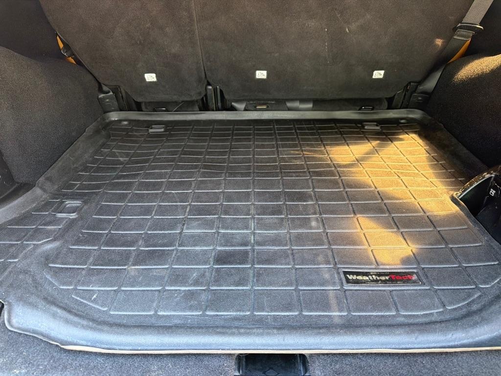 Jeep Wrangler Unlimited 4WD 4dr Rubicon 2012