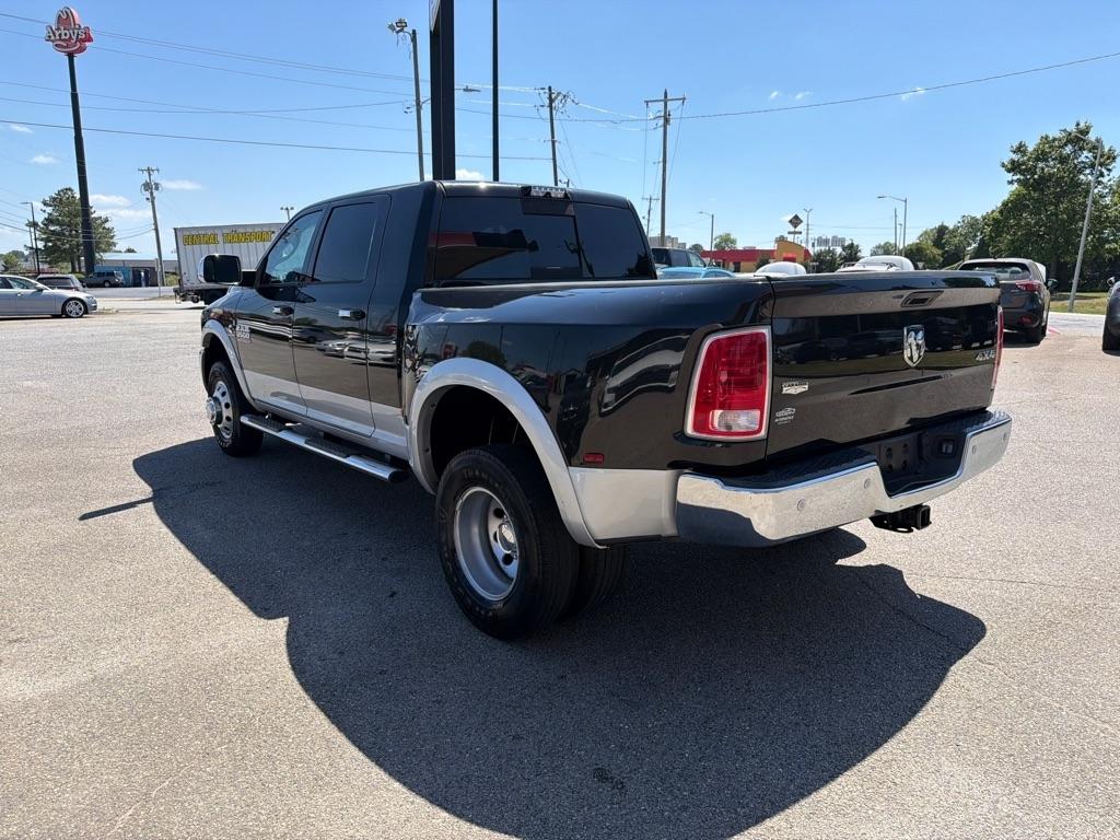 RAM 3500 Laramie 4x4 Mega Cab 6'4" Box 2017
