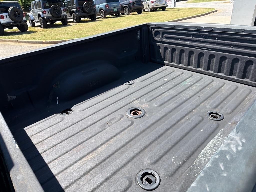RAM 3500 Laramie 4x4 Mega Cab 6'4" Box 2017
