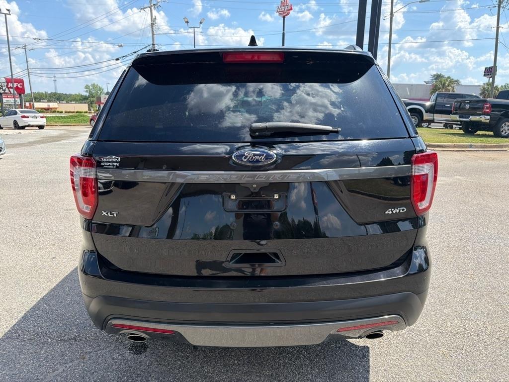 Ford Explorer XLT 4WD 2017