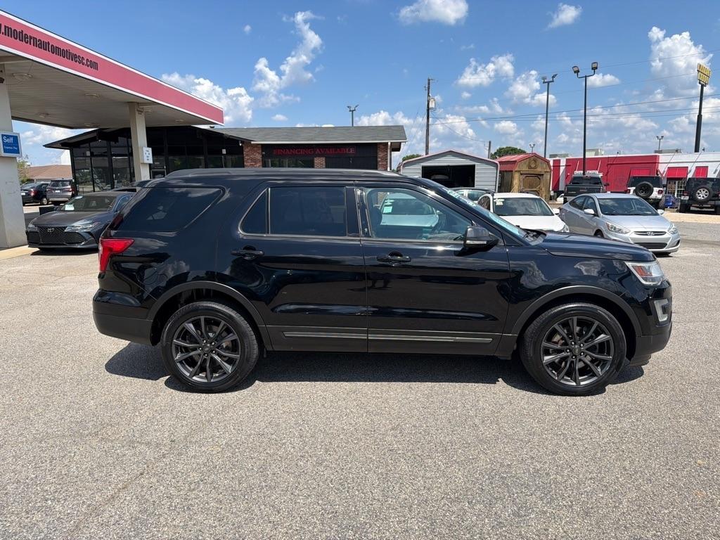 Ford Explorer XLT 4WD 2017