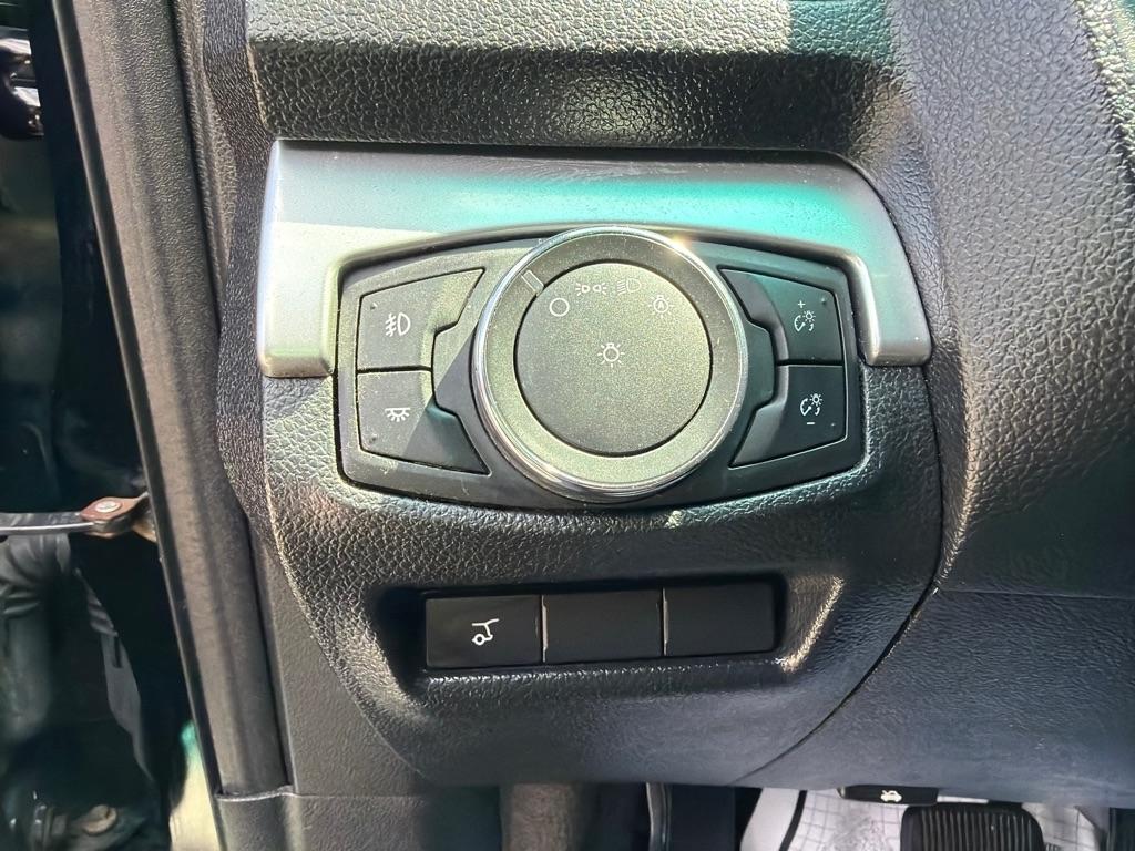 Ford Explorer XLT 4WD 2017