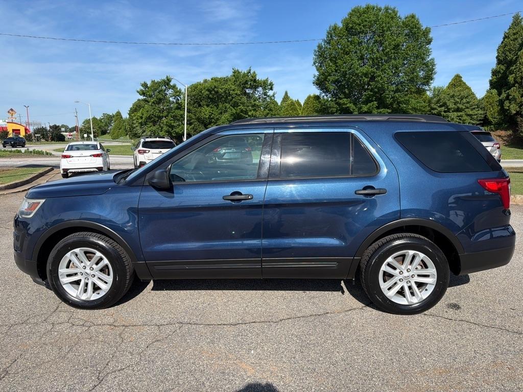 Ford Explorer Base FWD 2017