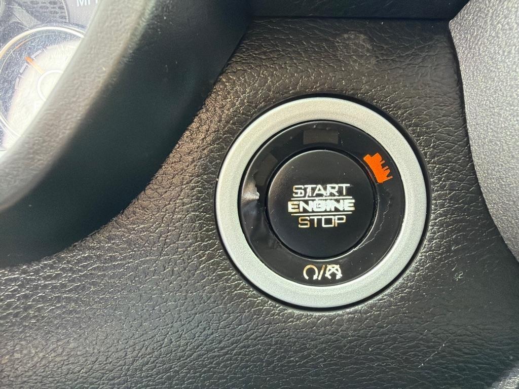RAM 1500 Tradesman 4x2 Crew Cab 5'7" Box 2019