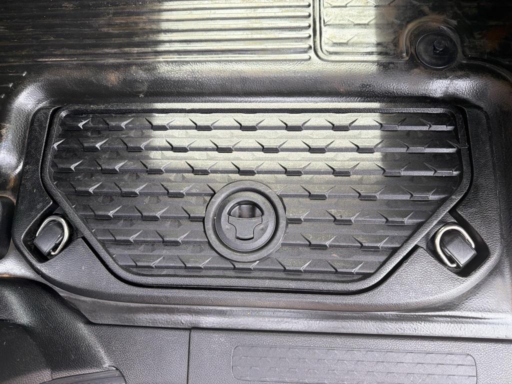 RAM 1500 Tradesman 4x2 Crew Cab 5'7" Box 2019