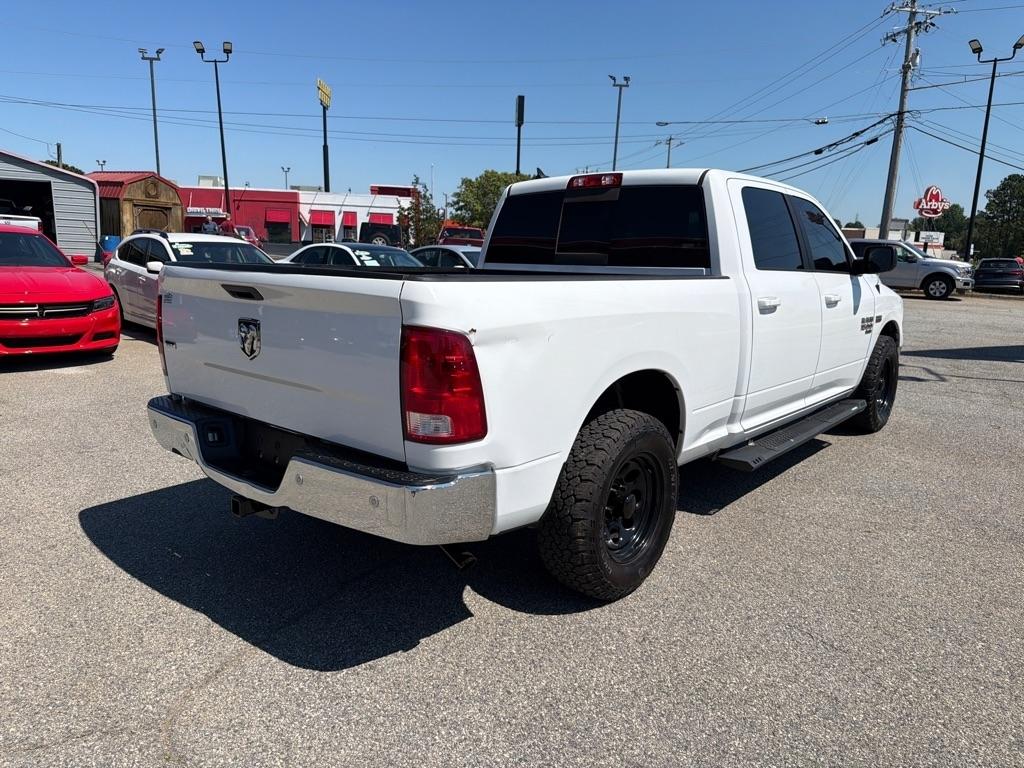 RAM 1500 Classic SLT 4x2 Crew Cab 6'4" Box 2020