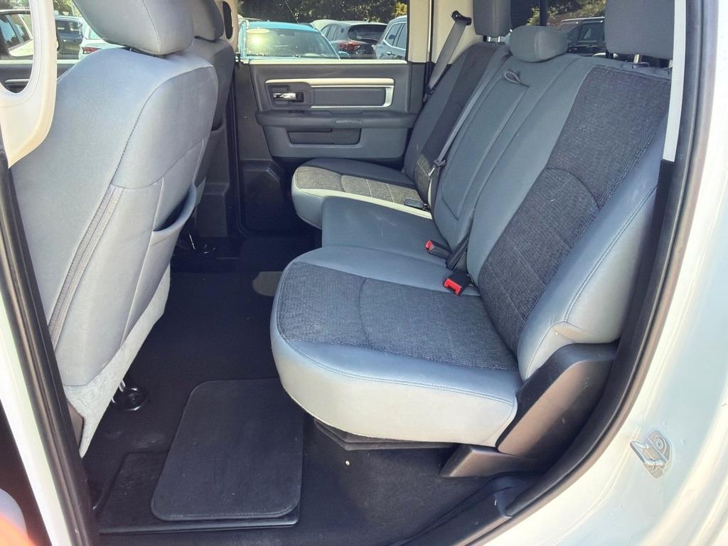 RAM 1500 Classic SLT 4x2 Crew Cab 6'4" Box 2020