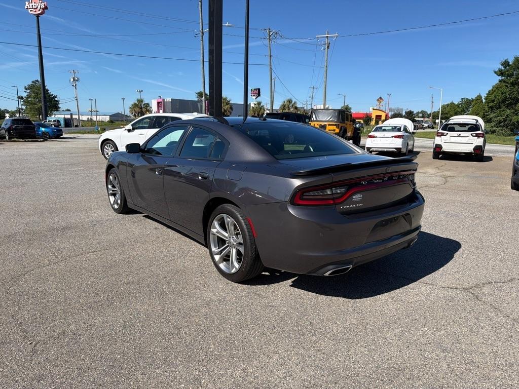 Dodge Charger SXT RWD 2020