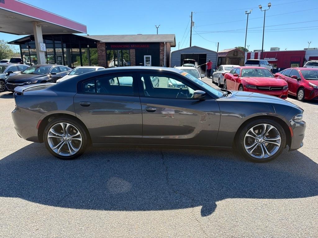 Dodge Charger SXT RWD 2020