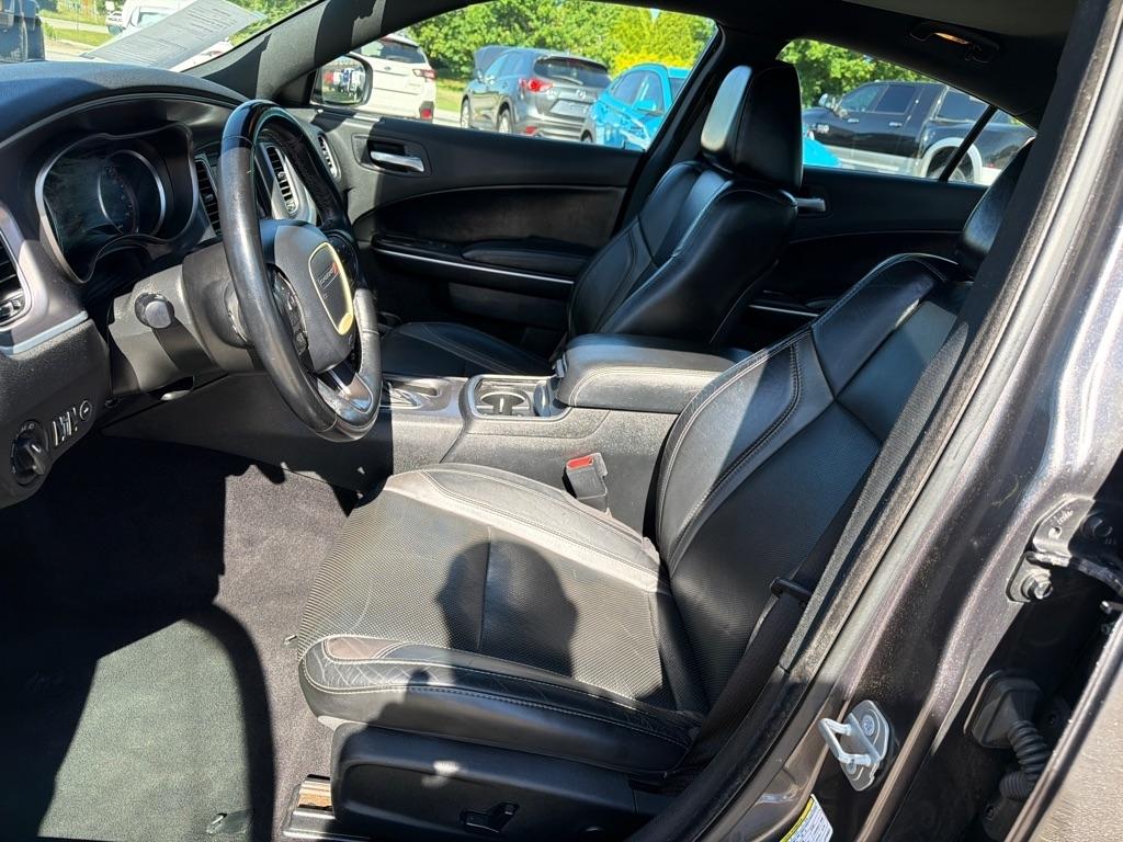 Dodge Charger SXT RWD 2020