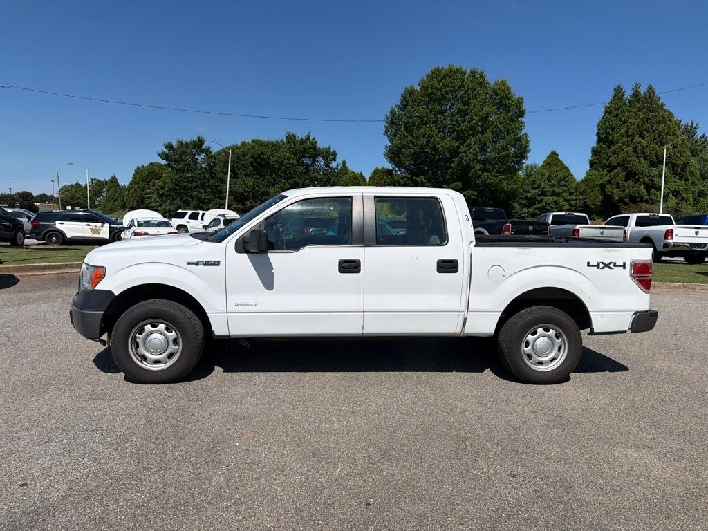 Ford F-150 4WD SuperCrew 145" XL 2013