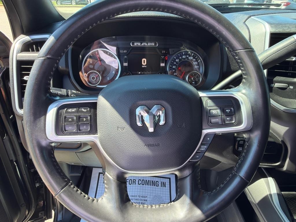 RAM 3500 Big Horn 4x4 Crew Cab 8' Box 2022