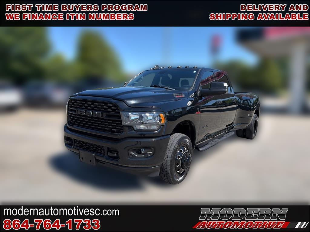 RAM 3500 Big Horn 4x4 Crew Cab 8' Box 2022