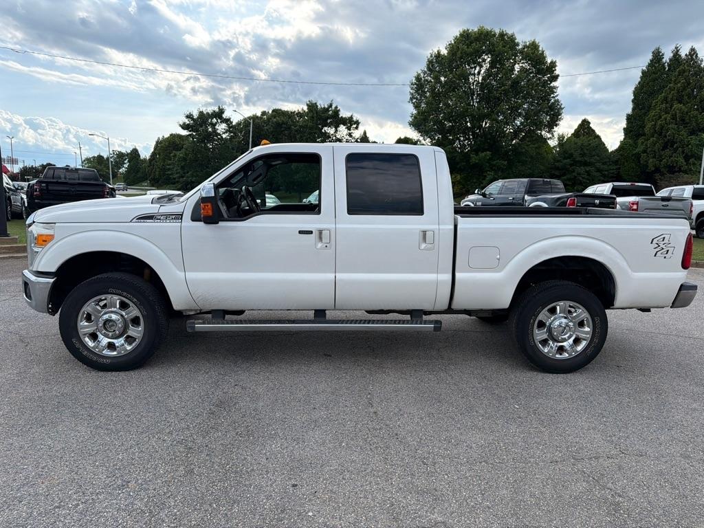 Ford Super Duty F-350 SRW 4WD Crew Cab 156" Lariat 2015
