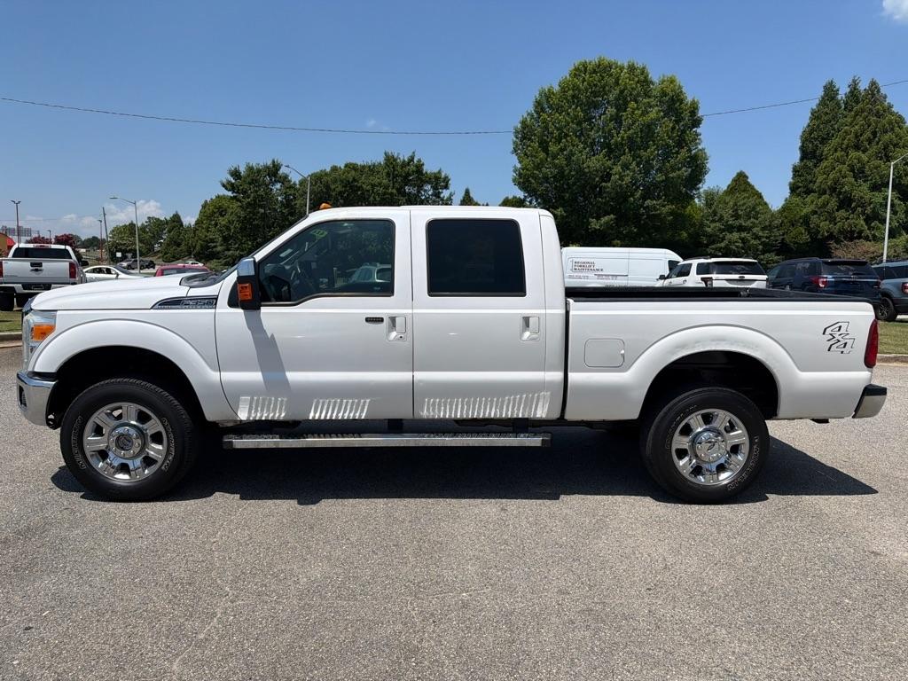 Ford Super Duty F-350 SRW 4WD Crew Cab 156" Lariat 2015