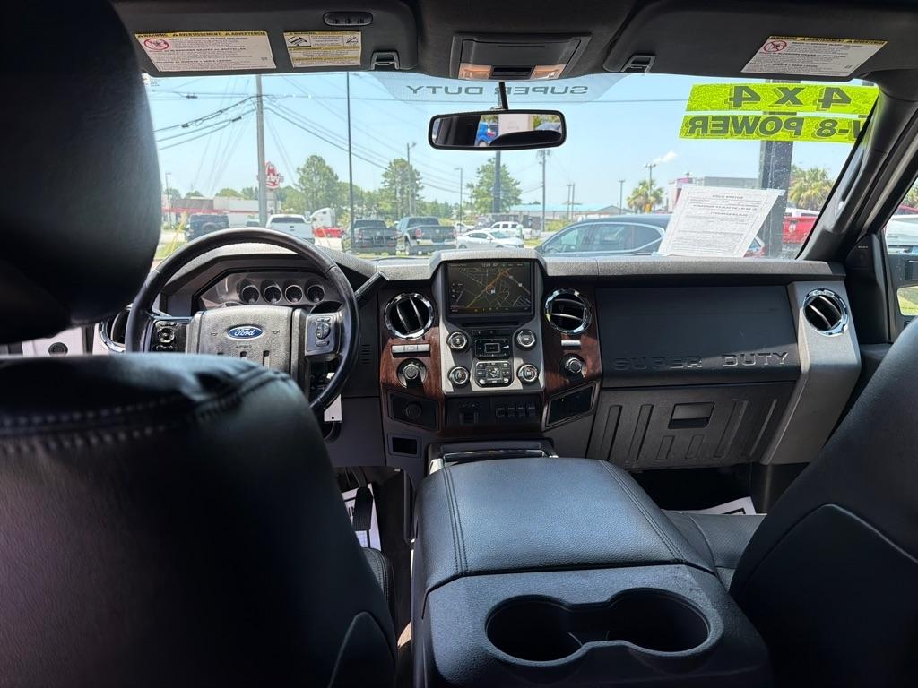 Ford Super Duty F-350 SRW 4WD Crew Cab 156" Lariat 2015
