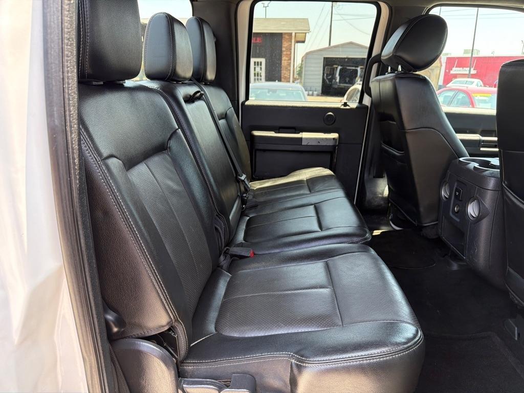 Ford Super Duty F-350 SRW 4WD Crew Cab 156" Lariat 2015