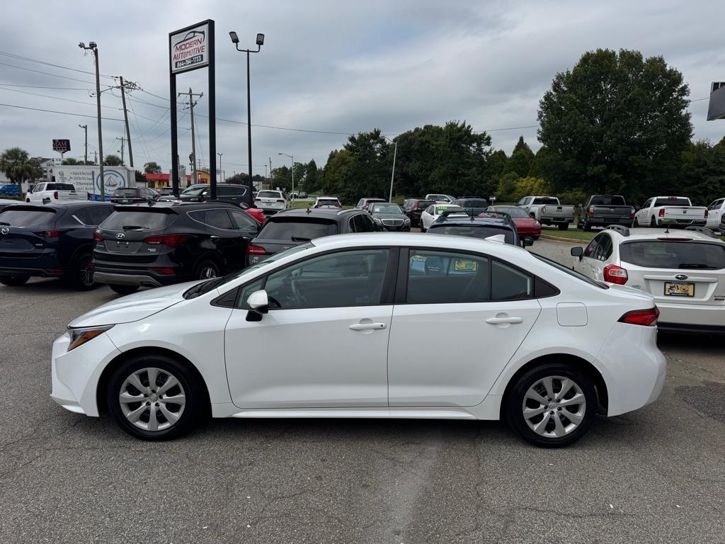 Toyota Corolla LE CVT (Natl) 2024