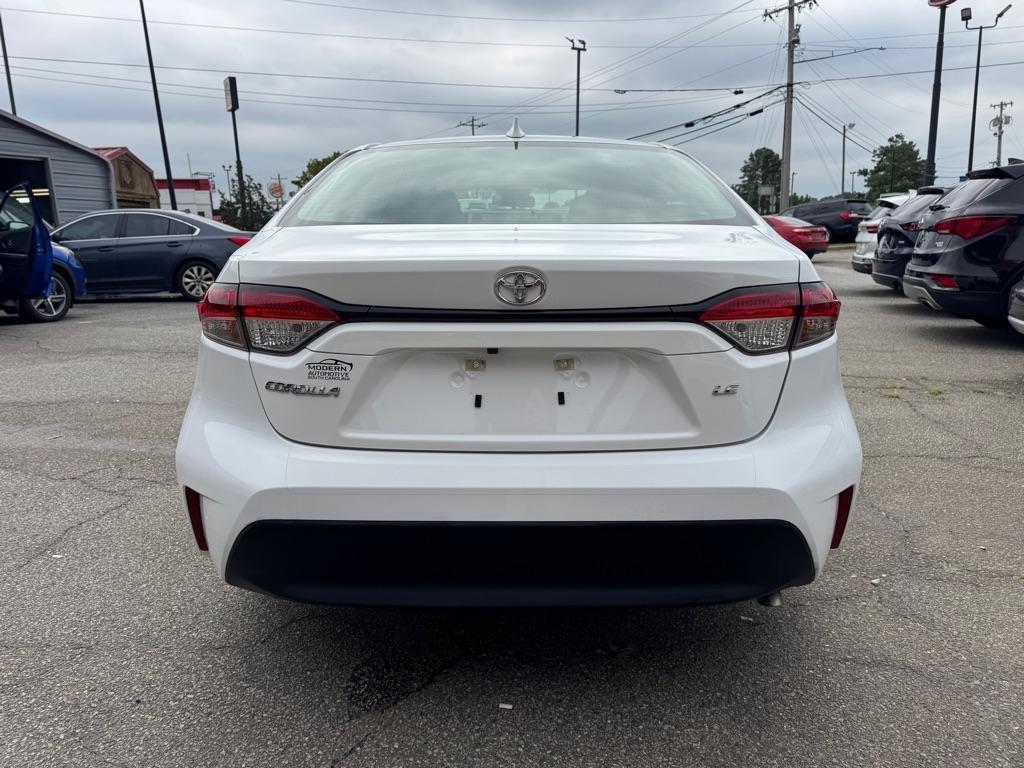 Toyota Corolla LE CVT (Natl) 2024