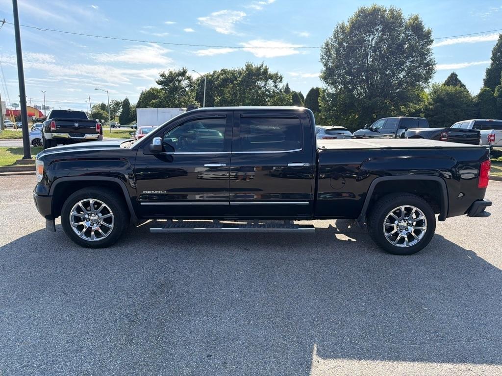 GMC Sierra 1500 2WD Crew Cab 153.0" Denali 2015