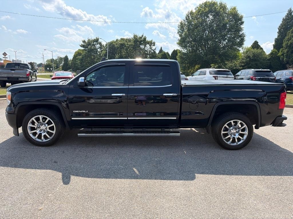 GMC Sierra 1500 2WD Crew Cab 153.0" Denali 2015